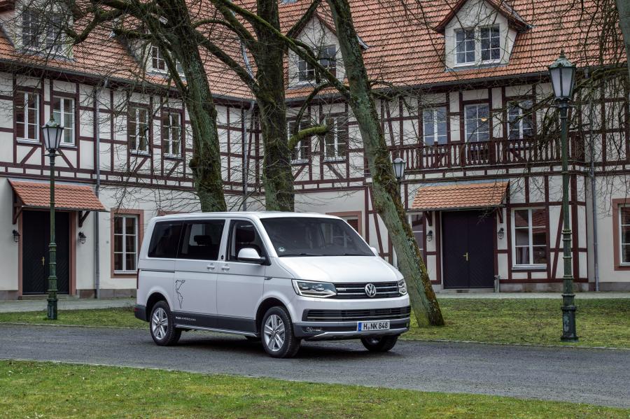  Volkswagen Multivan PanAmericana (T6) 2016 года  (фото 7 из 23)